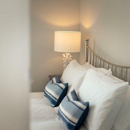 Anabelle'S Guest House Μπαθ Εξωτερικό φωτογραφία