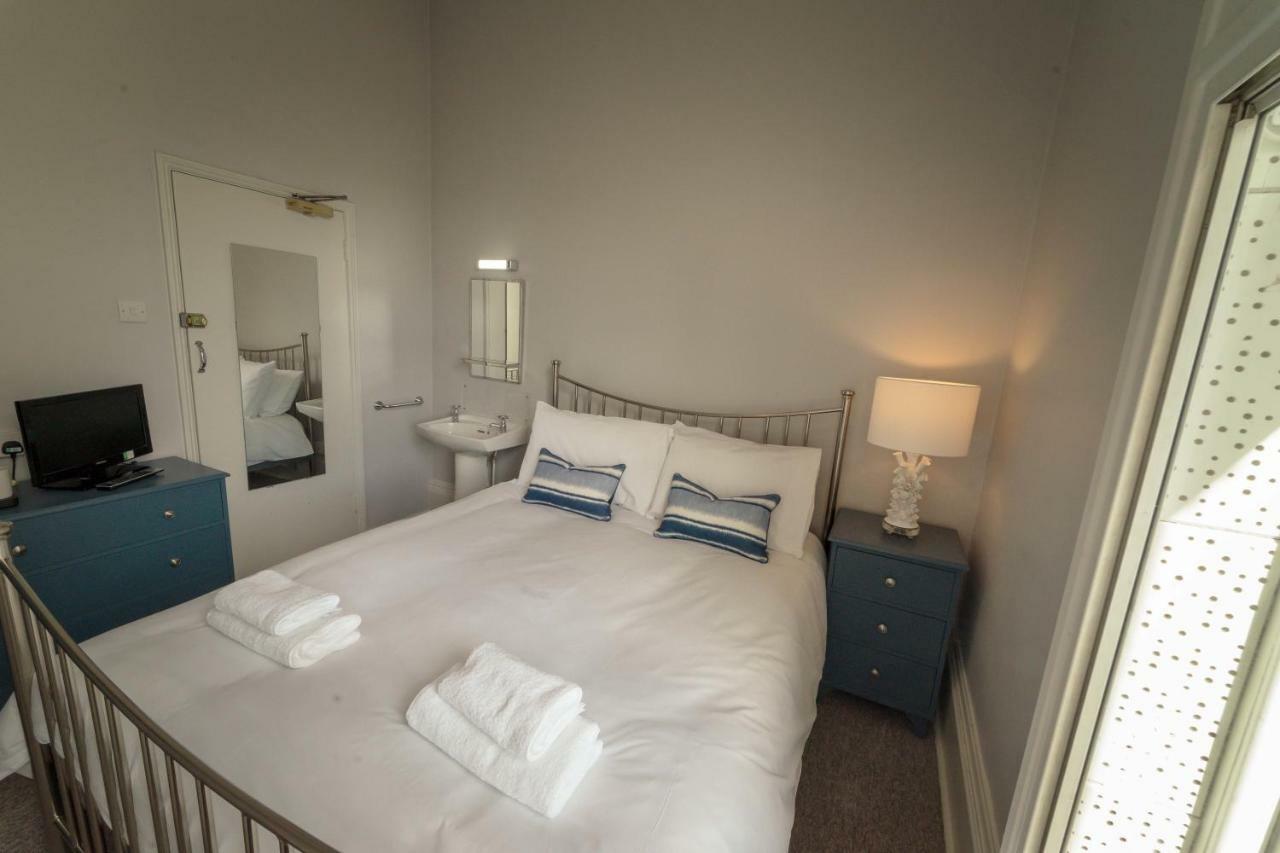 Anabelle'S Guest House Μπαθ Εξωτερικό φωτογραφία