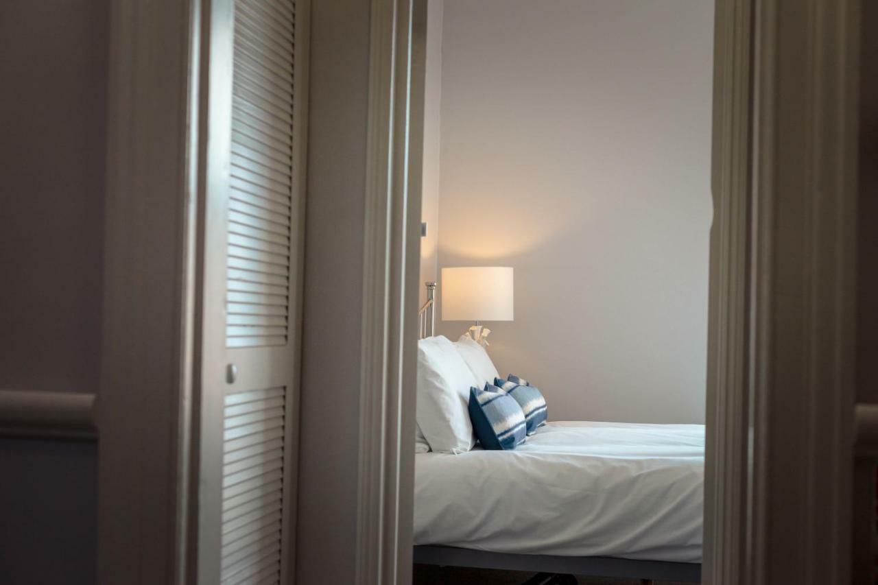 Anabelle'S Guest House Μπαθ Εξωτερικό φωτογραφία
