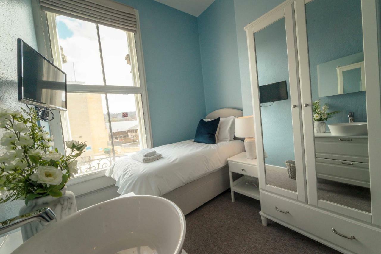 Anabelle'S Guest House Μπαθ Εξωτερικό φωτογραφία