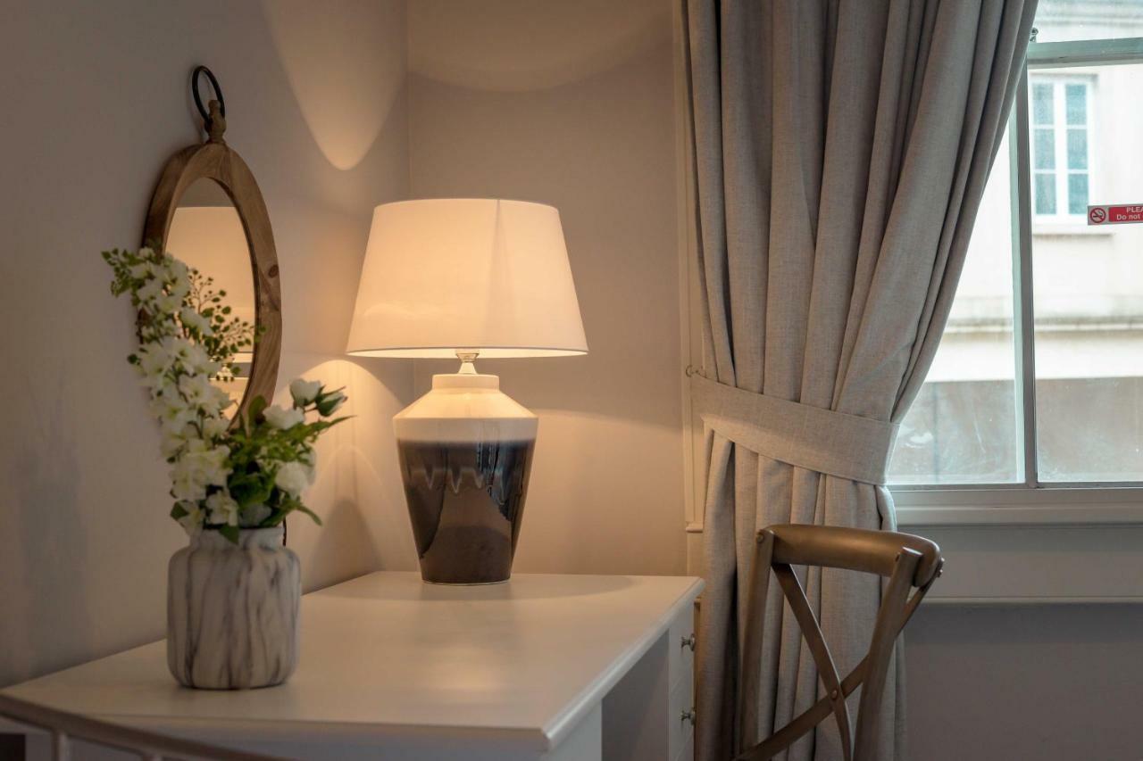 Anabelle'S Guest House Μπαθ Εξωτερικό φωτογραφία